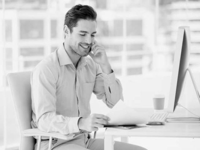 ASSISTANT COMMERCIAL H/F